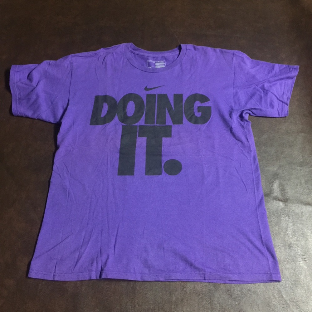 Nike "Doing It" Tee Large